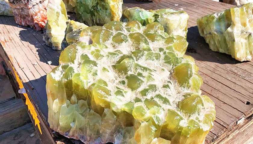 Green Calcite 01