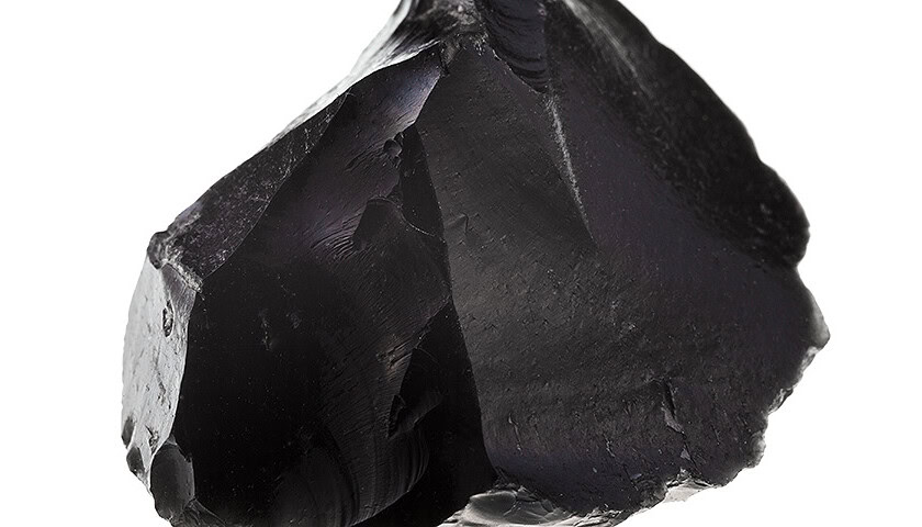 Black Agate Vs Obsidian