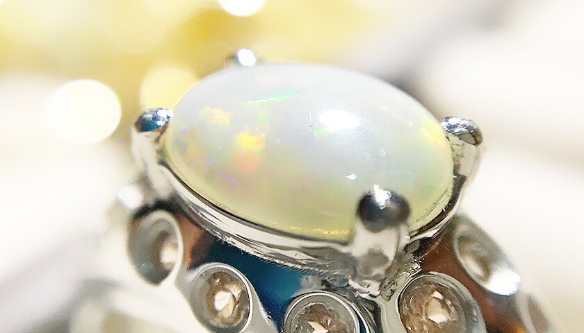 White Opal 3