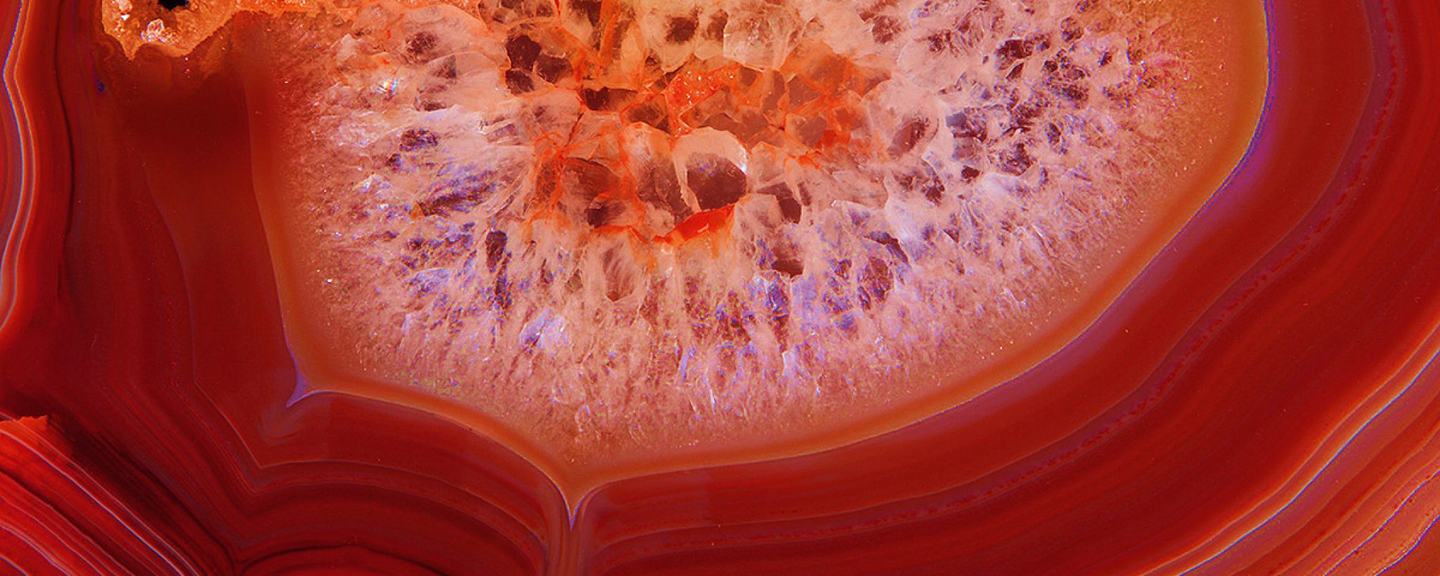 Red Agate Meaning Properties Benefits Uses - Aurora Gems The Crystal ...