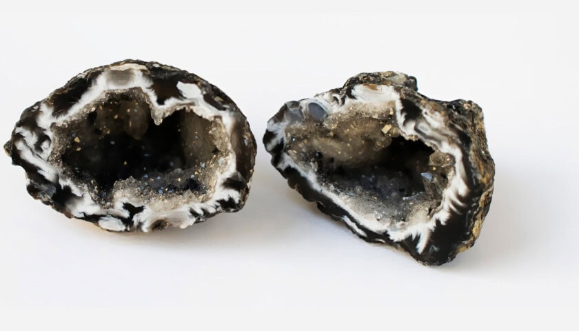 Black Chalcedony 1