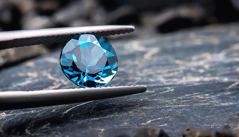 Blue Topaz 07