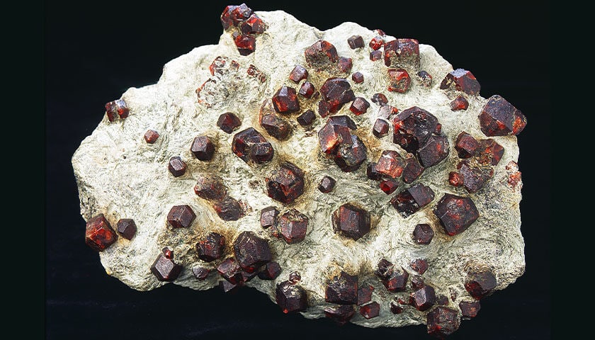 Almandine Garnet 03