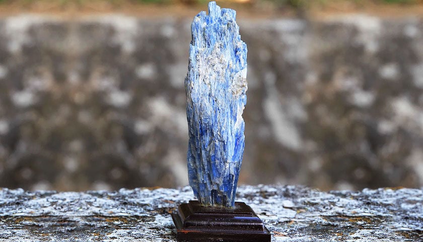 Kyanite 16