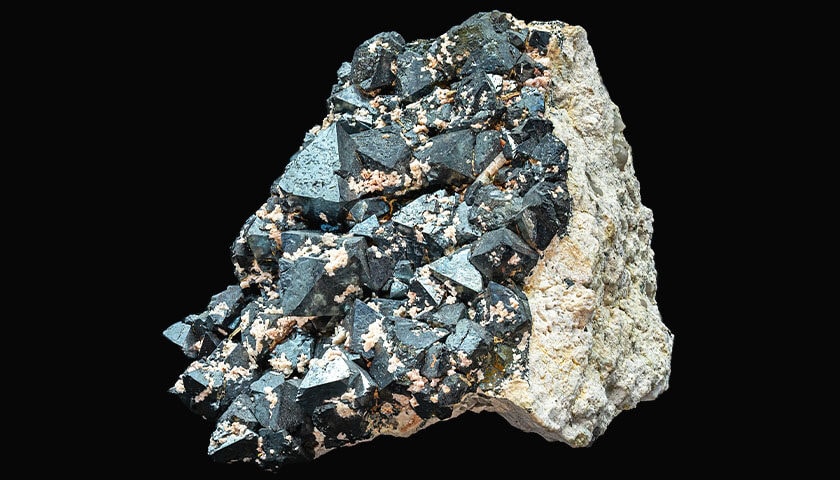 Magnetite 07