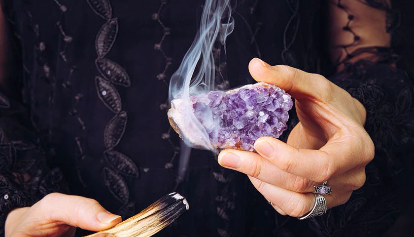 Crystal Cleansing 06